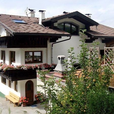 Pension Erlerhof Ried im Zillertal Exterior photo